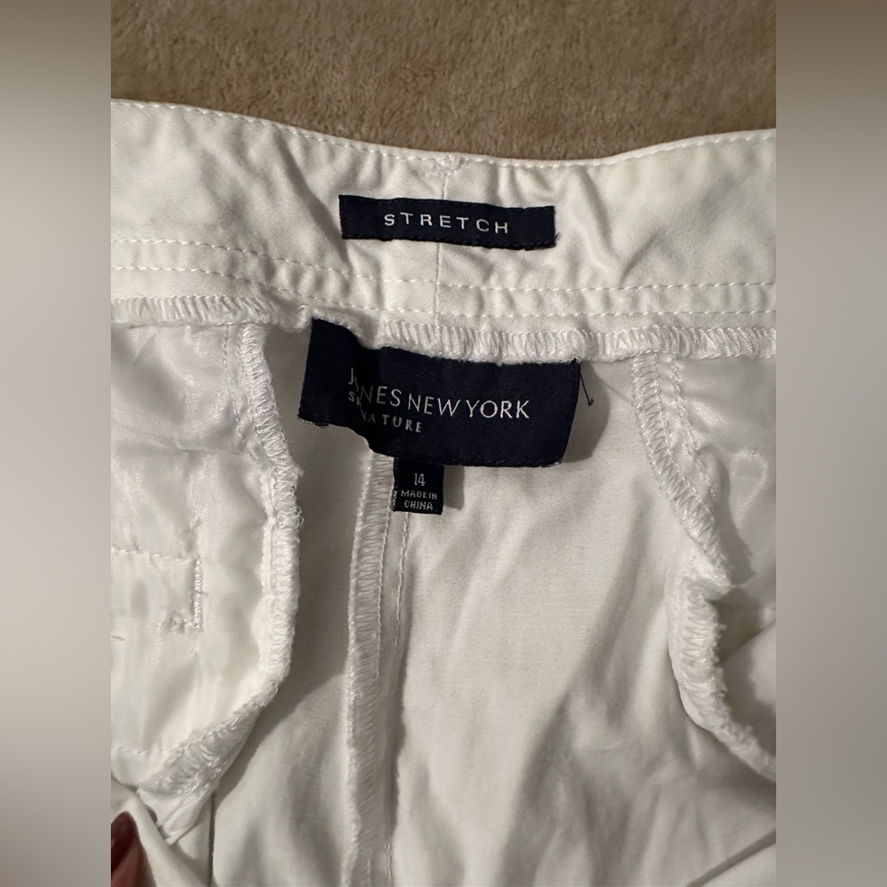 White pixie pants - Picture 2 of 5